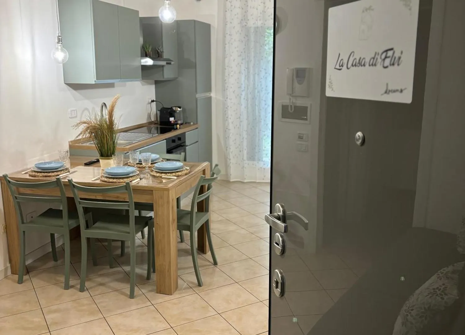 La Casa Di Elvi location